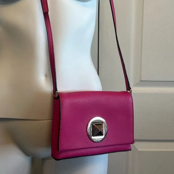Kate Spade Pink Crossbody Bag with Structured Design - Picture 8 of 9